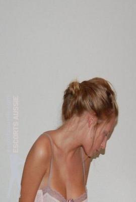 Satin Mia  Escort Batemans Bay