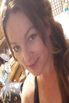 EzyTplz Escort Hobart
