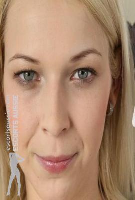 MakeMeWanna Escort Geelong