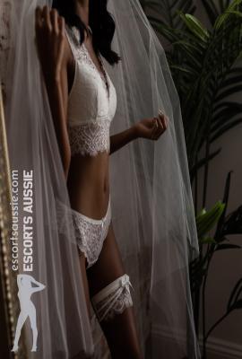 petite nikki